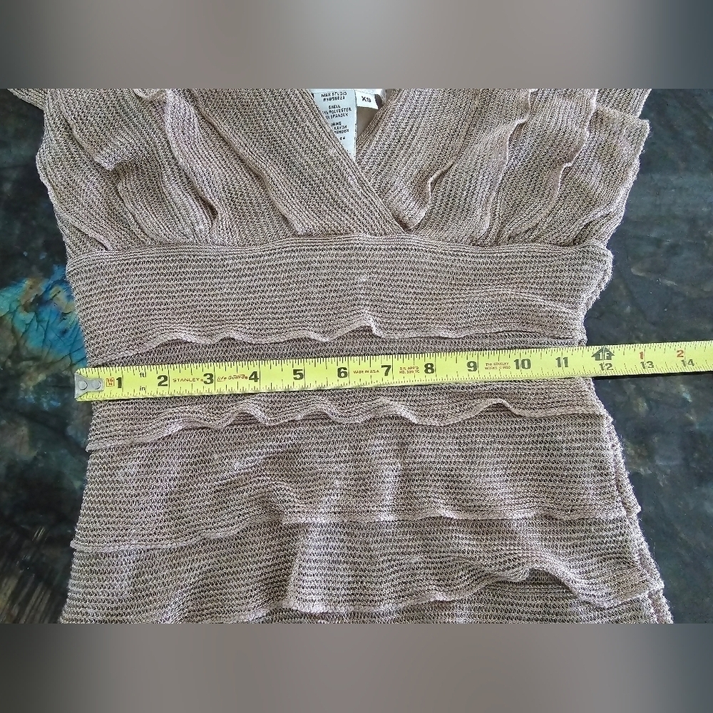 Stunning Max Studio layered champagne colored dress. Size XS - Picture 9 of 10